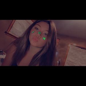 Meet your Posher, Abby